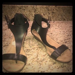 Kenneth Cole Reaction Wedges